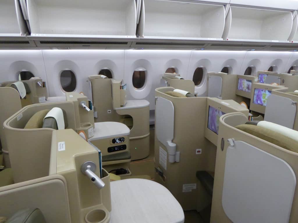 Vietnam Airlines Business Class